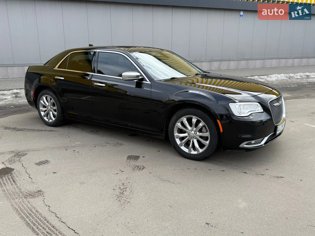 2016 Chrysler 300C - мініатюра 68