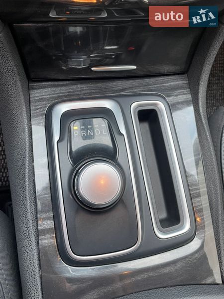 Седан Chrysler 300C 2015 в Києві