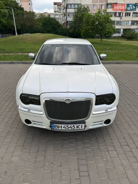 Седан Chrysler 300C 2008 в Одессе