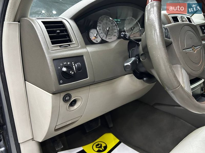 Седан Chrysler 300C 2006 в Черновцах фото 9 Седан Chrysler 300C 2006 в Черновцах