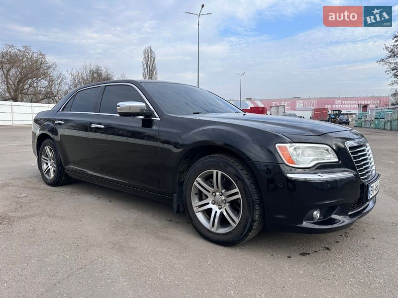 Седан Chrysler 300C 2011 в Кременчуге фото Седан Chrysler 300C 2011 в Кременчуге
