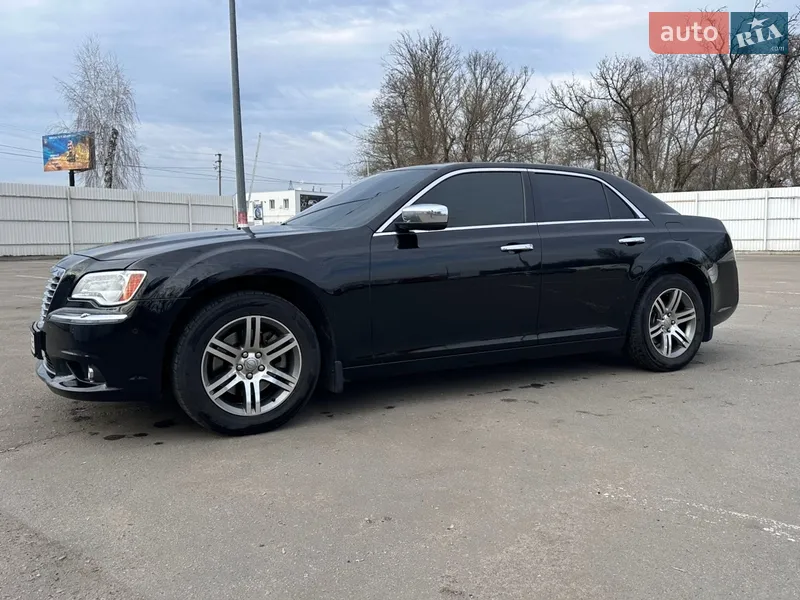 Chrysler 300C 2011 VIN 2C3CCAEG9CH142416 фото оголошення 11 з 45