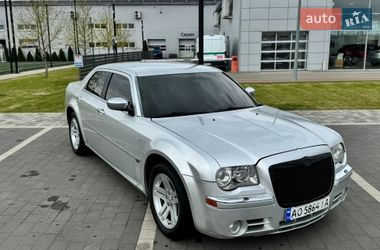 Седан Chrysler 300C 2006 в Мукачевому