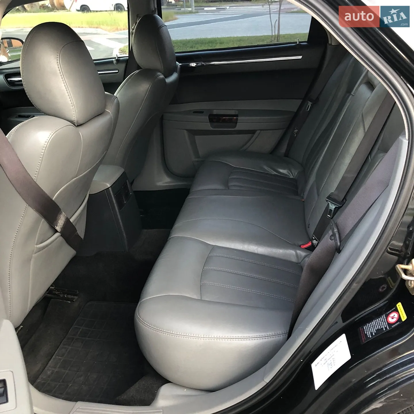 Chrysler 300C 2005 VIN 1C3AAB3R45H561239 фото оголошення 11 з 11