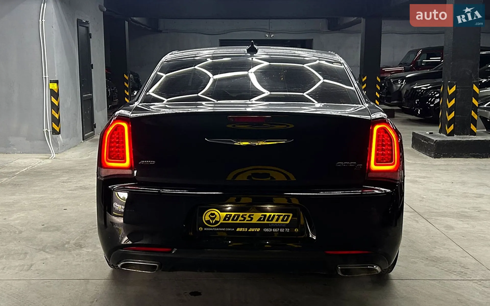 2015 Chrysler 300C - мініатюра 8