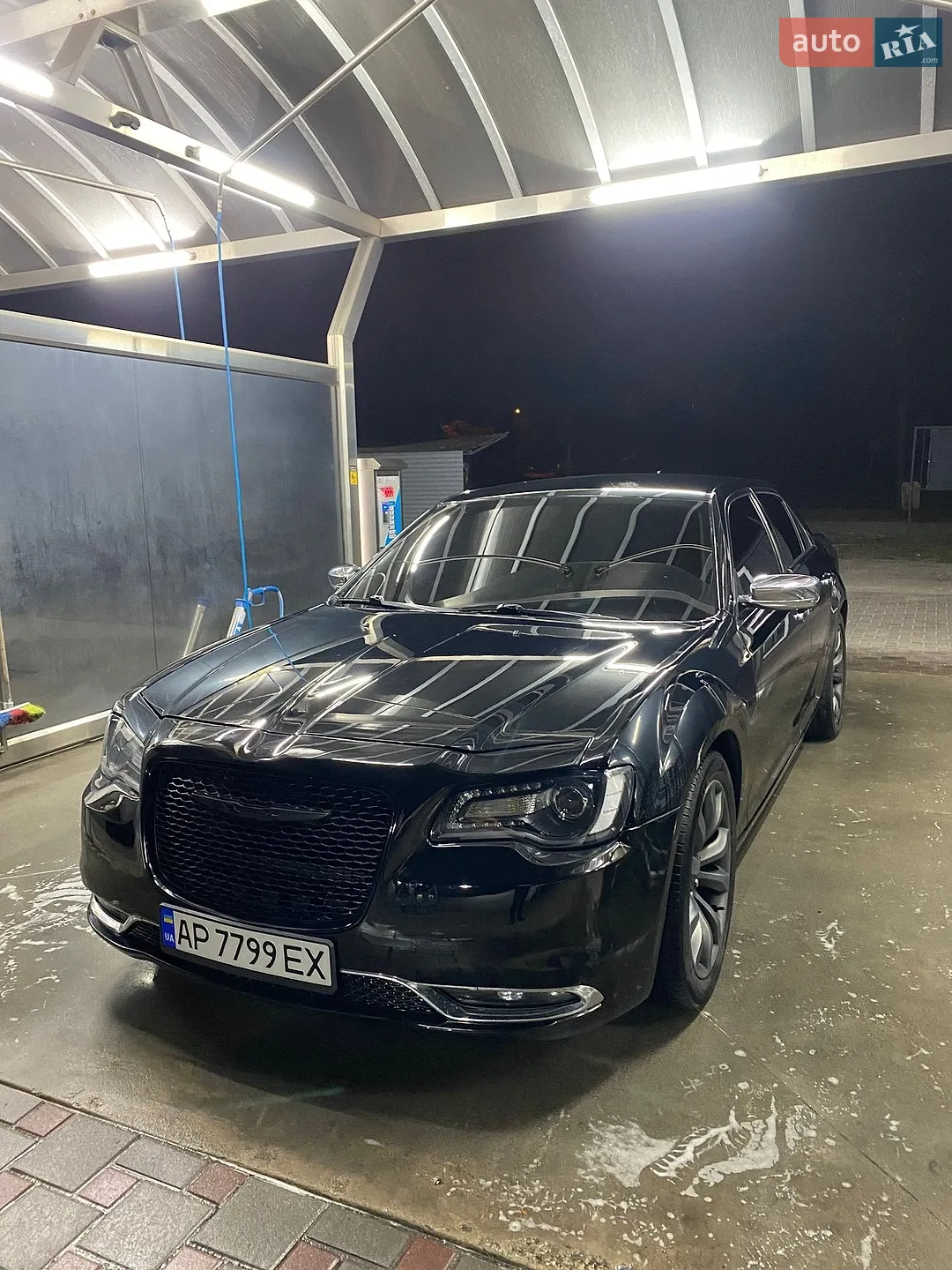 2017 Chrysler 300C - мініатюра 10