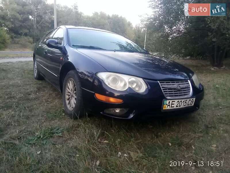 Седан Chrysler 300M 1999 в Каменском
