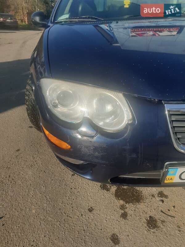Седан Chrysler 300M 2003 в Чернівцях
