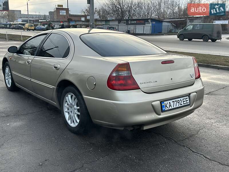 Седан Chrysler 300M 2004 в Сумах