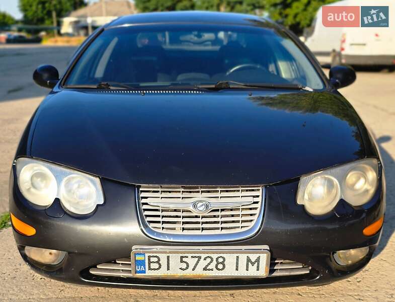 Седан Chrysler 300M 2000 в Горішніх Плавнях