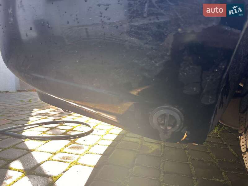 Седан Chrysler 300M 2003 в Львове