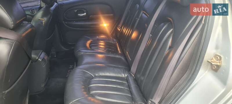 Седан Chrysler 300M 2000 в Черкассах