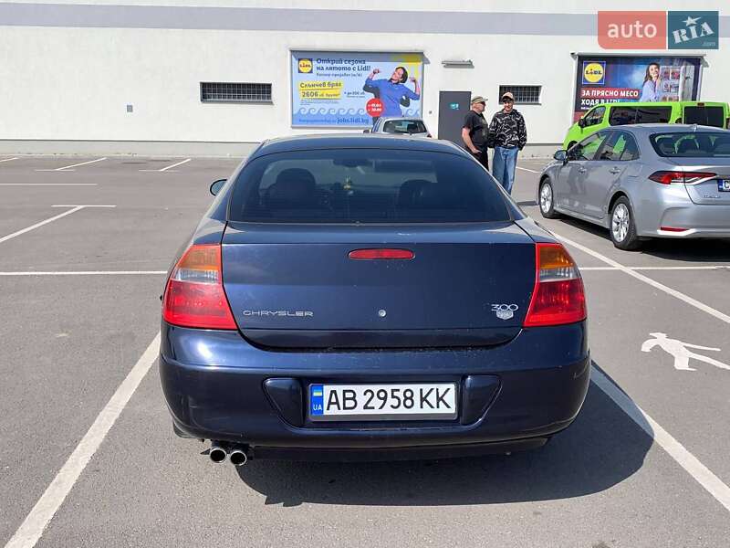 Седан Chrysler 300M 2002 в Ладыжине фото 2 Седан Chrysler 300M 2002 в Ладыжине