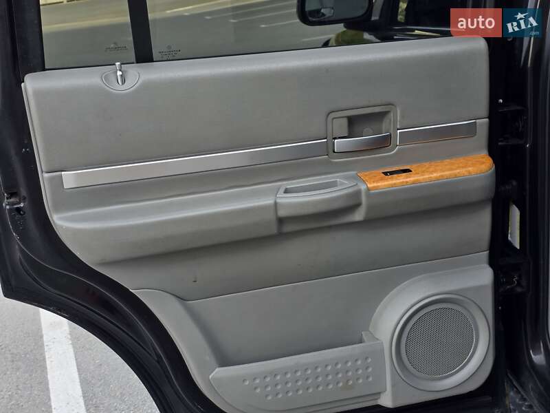 Внедорожник / Кроссовер Chrysler Aspen 2007 в Тернополе фото 32 Внедорожник / Кроссовер Chrysler Aspen 2007 в Тернополе