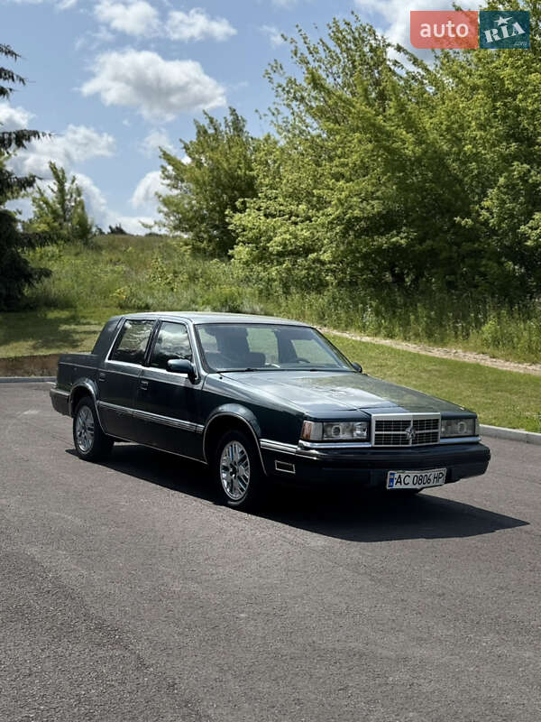 Chrysler Dynasty 1988