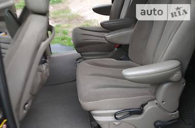 Мінівен Chrysler Grand Voyager 2005 в Києві