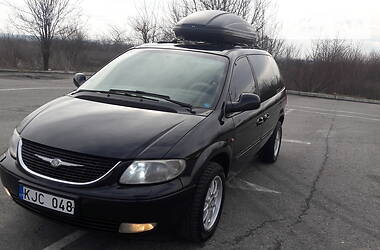 Универсал Chrysler Grand Voyager 2002 в Черновцах