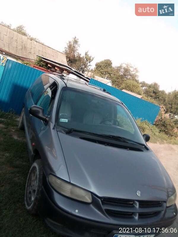 Мінівен Chrysler Grand Voyager 1996 в Чигирину