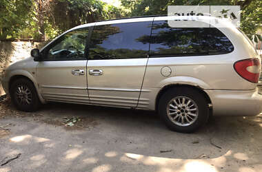 Минивэн Chrysler Grand Voyager 2002 в Николаеве