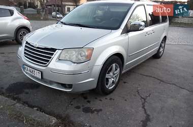 Седан Chrysler Grand Voyager 2008 в 