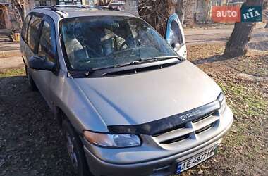 Седан Chrysler Grand Voyager 1999 в Кривому Розі