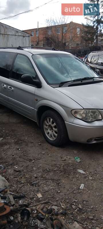 Минивэн Chrysler Grand Voyager 2005 в Черновцах