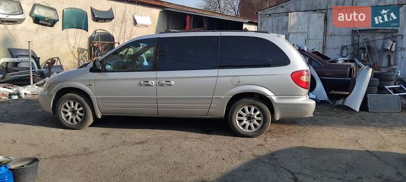 Минивэн Chrysler Grand Voyager 2005 в Черновцах