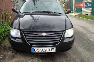 Универсал Chrysler Grand Voyager 2004 в 