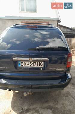 Минивэн Chrysler Grand Voyager 2006 в 