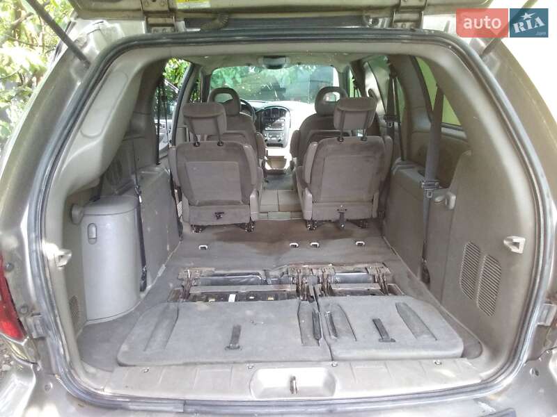 Хэтчбек Chrysler Grand Voyager 2004 в Ивано-Франковске