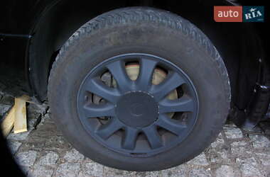 Минивэн Chrysler Grand Voyager 2003 в 