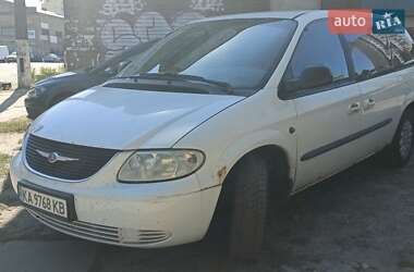Минивэн Chrysler Grand Voyager 2003 в 