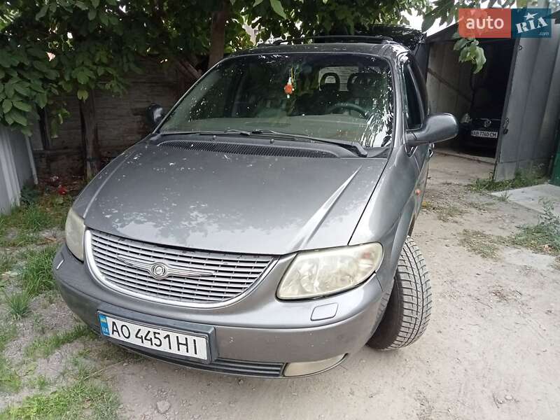 Chrysler Grand Voyager 2004