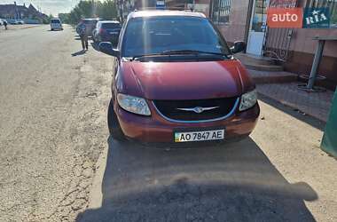 Минивэн Chrysler Grand Voyager 2003 в Иршаве