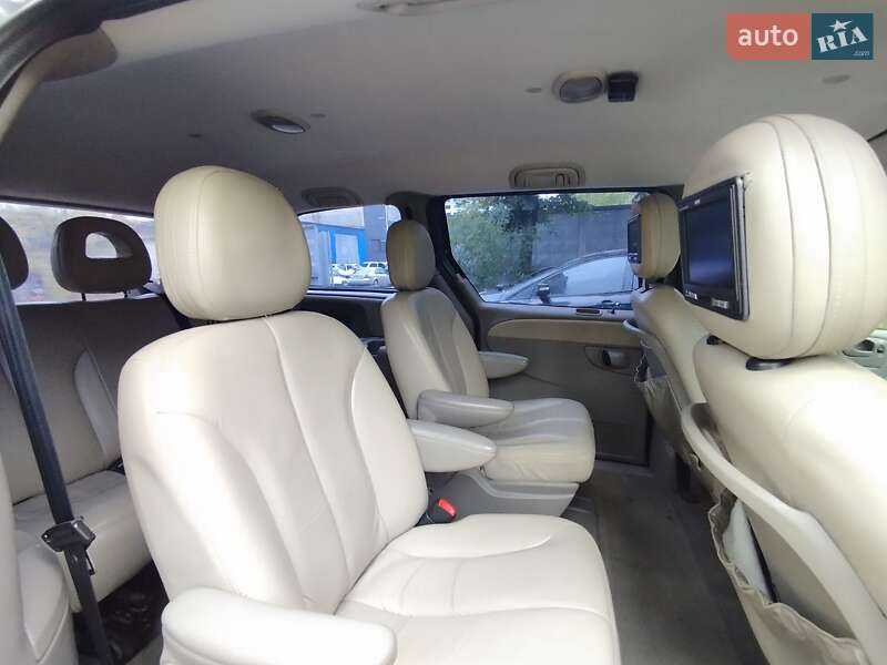Минивэн Chrysler Grand Voyager 2001 в Киеве фото 25 Минивэн Chrysler Grand Voyager 2001 в Киеве