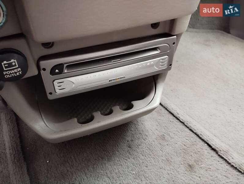 Минивэн Chrysler Grand Voyager 2001 в Киеве фото 40 Минивэн Chrysler Grand Voyager 2001 в Киеве
