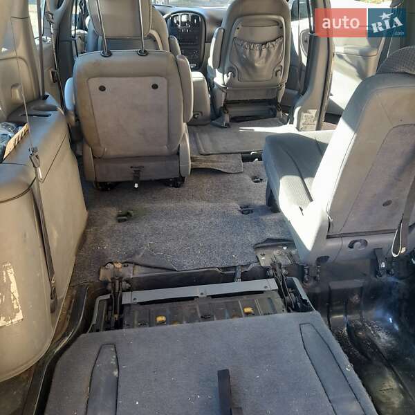Минивэн Chrysler Grand Voyager 2004 в Ивано-Франковске