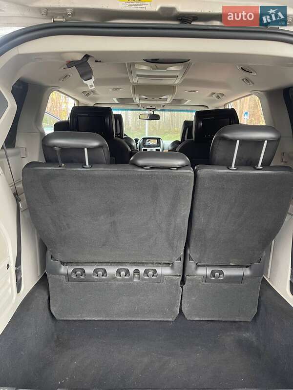 Минивэн Chrysler Grand Voyager 2008 в Житомире фото 6 Минивэн Chrysler Grand Voyager 2008 в Житомире