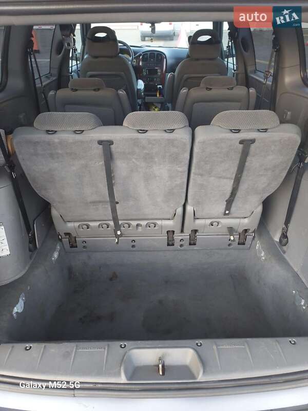 Минивэн Chrysler Grand Voyager 2006 в Черновцах
