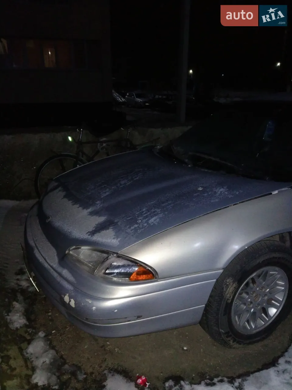 авто хороше,є газ зареєстровано,є значні ушкодження по кузову на порогах з заду. фари нові.є проблема з коробкою передач тобто запада передача в драйві і не перемикається. тел саша, можливий обмін на скутер