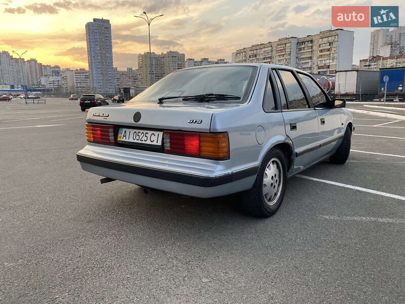 Лифтбек Chrysler LE Baron 1991 в Киеве