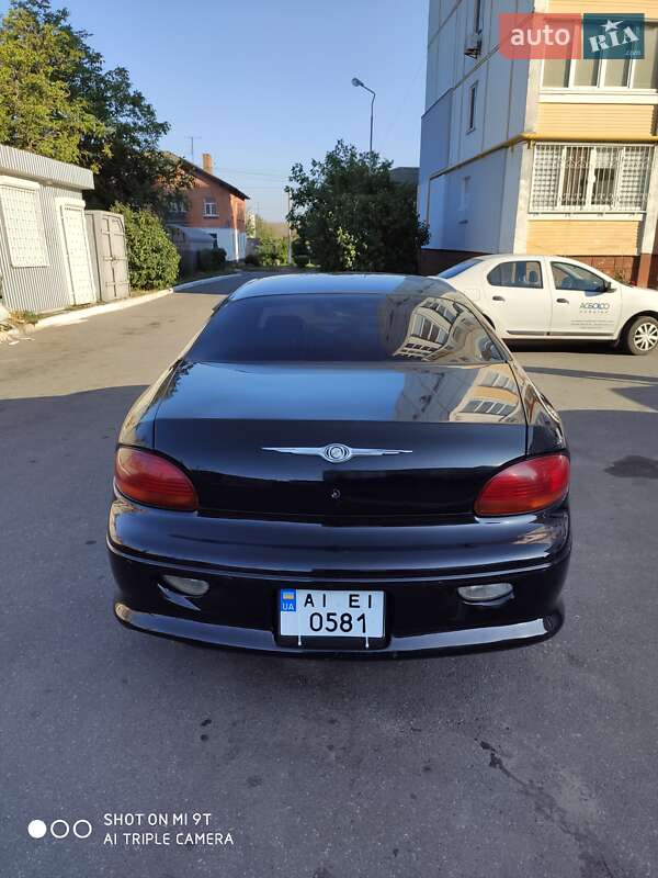 Седан Chrysler LHS 2001 в Києві
