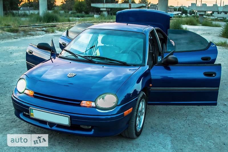Седан Chrysler Neon 1995 в Днепре