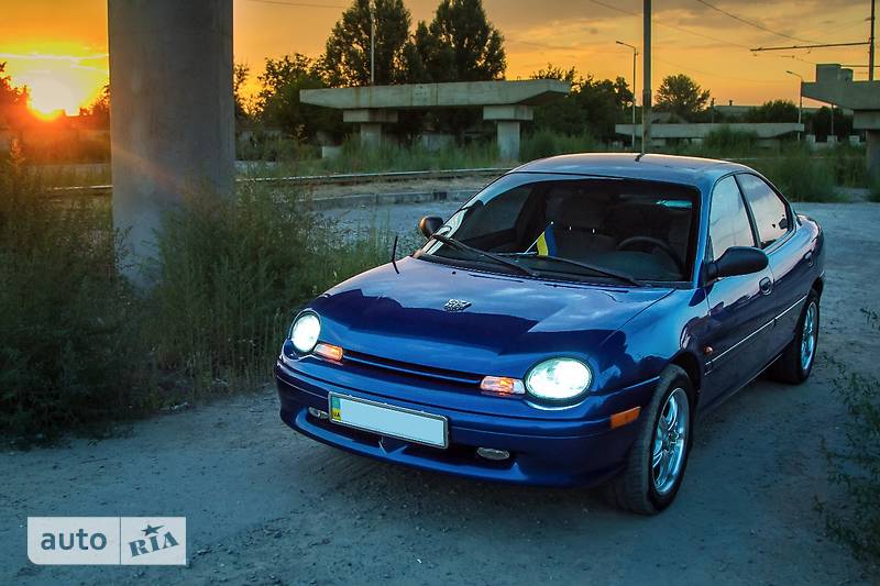 Седан Chrysler Neon 1995 в Днепре