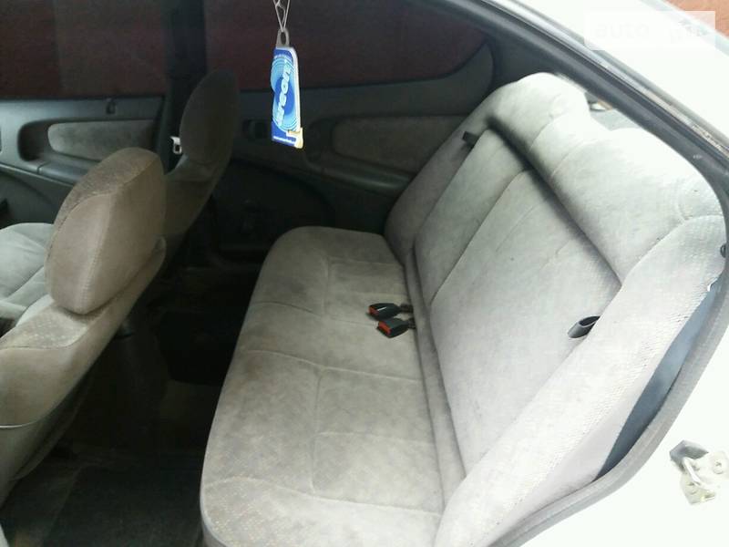 Седан Chrysler Neon 1995 в Каменском