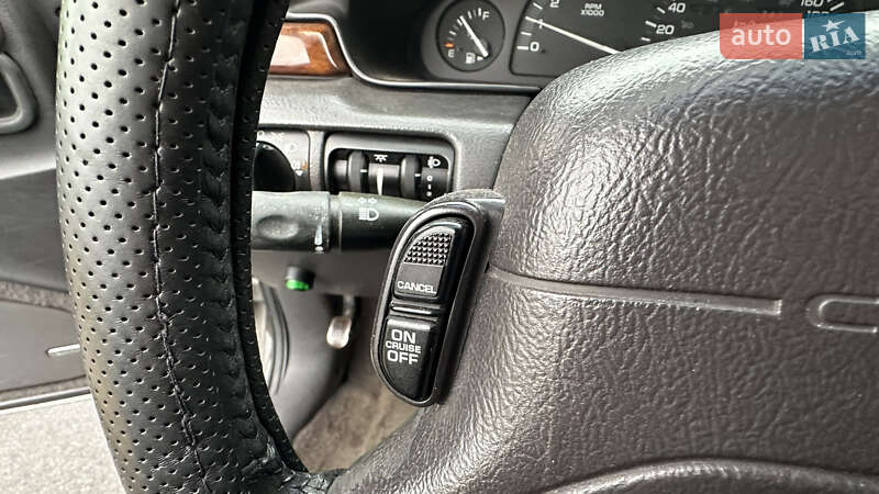 Седан Chrysler New Yorker 1995 в Белой Церкви