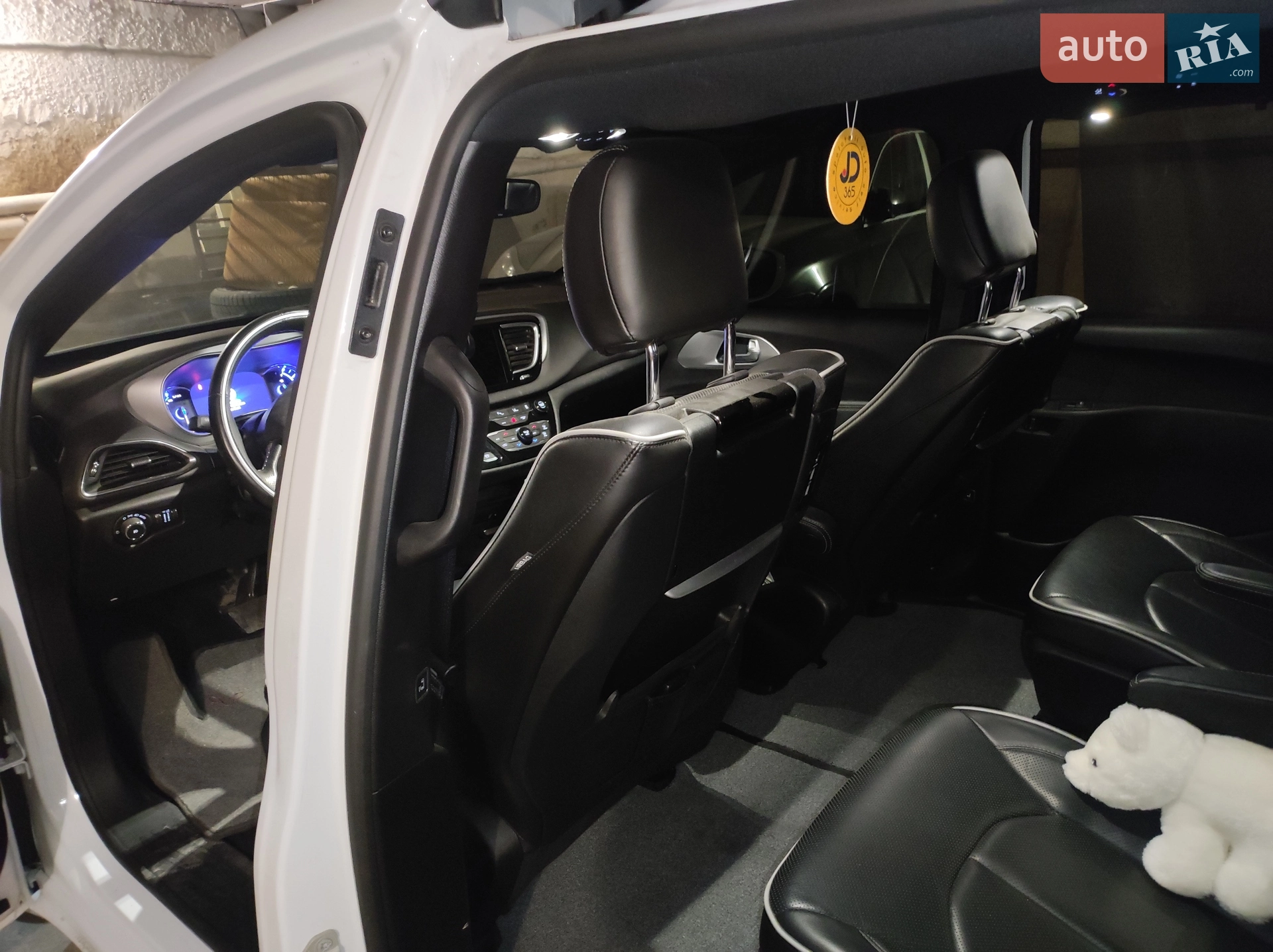 2019 Chrysler Pacifica - мініатюра 7