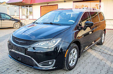 Chrysler Pacifica Touring L 2016