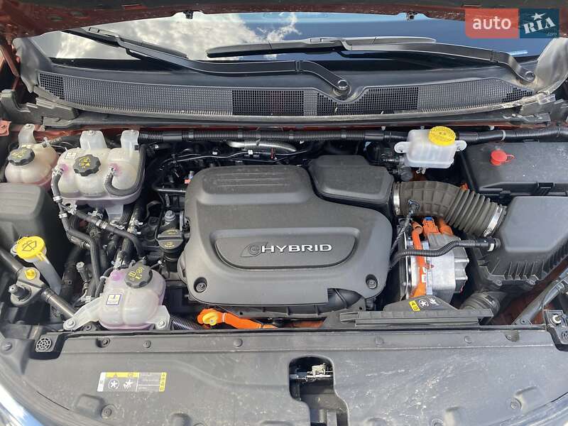 Минивэн Chrysler Pacifica 2018 в Киеве