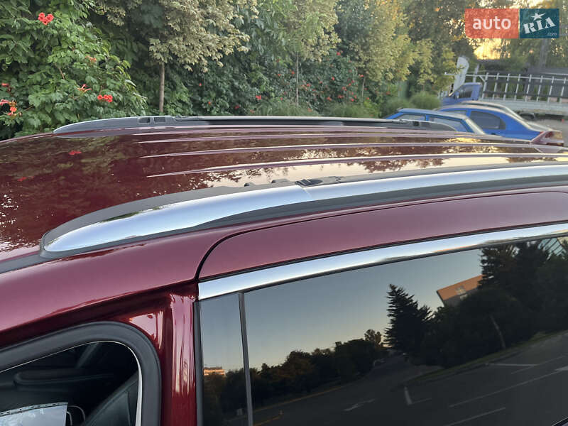 Минивэн Chrysler Pacifica 2021 в Вишневом фото 28 Минивэн Chrysler Pacifica 2021 в Вишневом